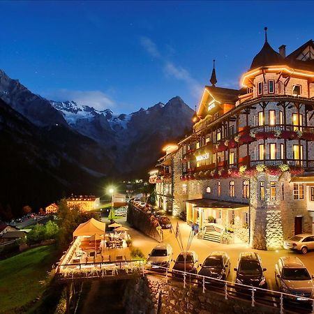Hotel Madatsch ตราฟอย ภายนอก รูปภาพ